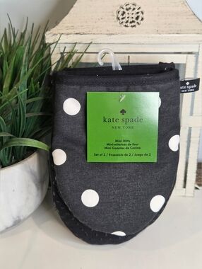 Kate Spade NY Black Polka Dot Oven Mitts